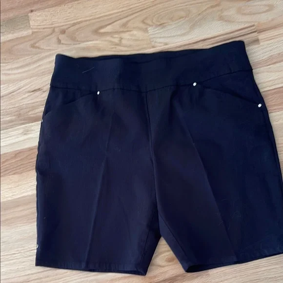 INC International Concepts Black Shorts Tailored Fit - Picture 3 of 7